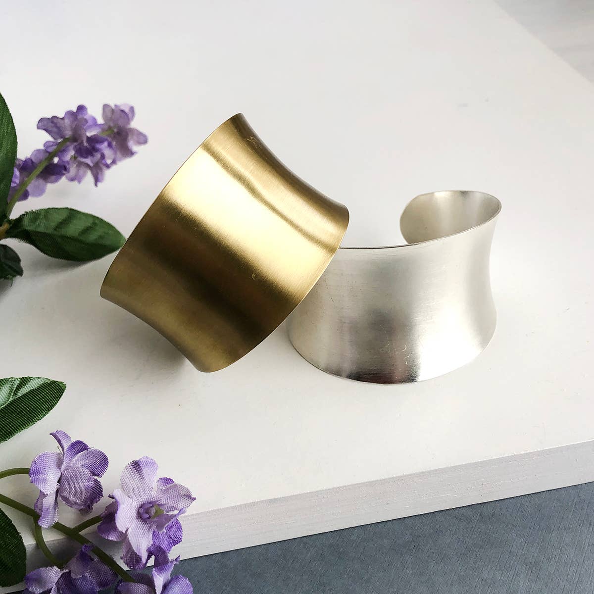 Concave Cuff - Silver