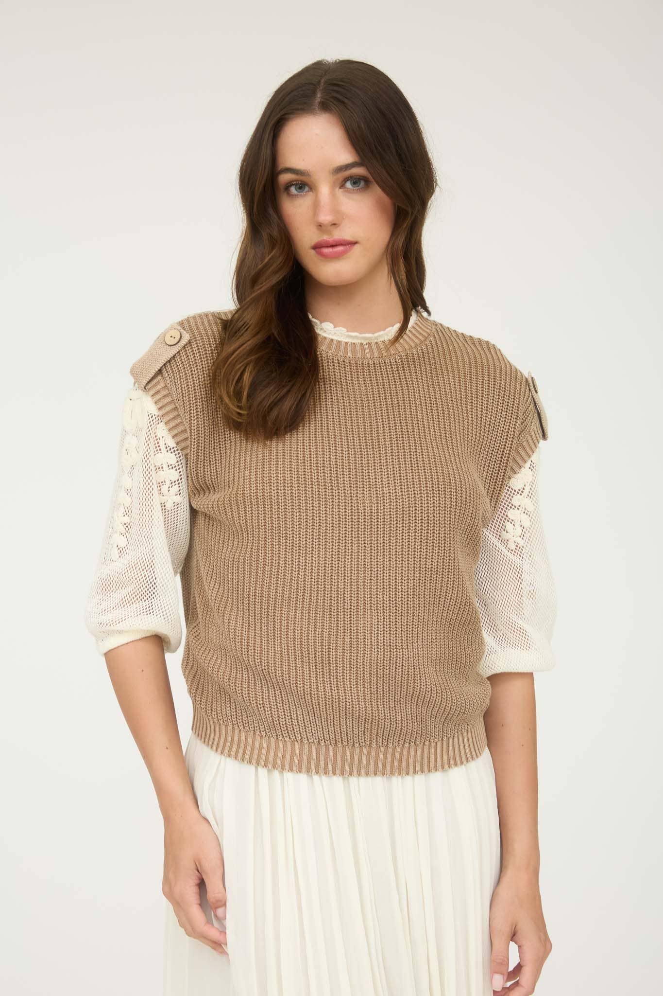 WASHED KNIT SHORT TAB SLEEVE PULLOVER SWEATER