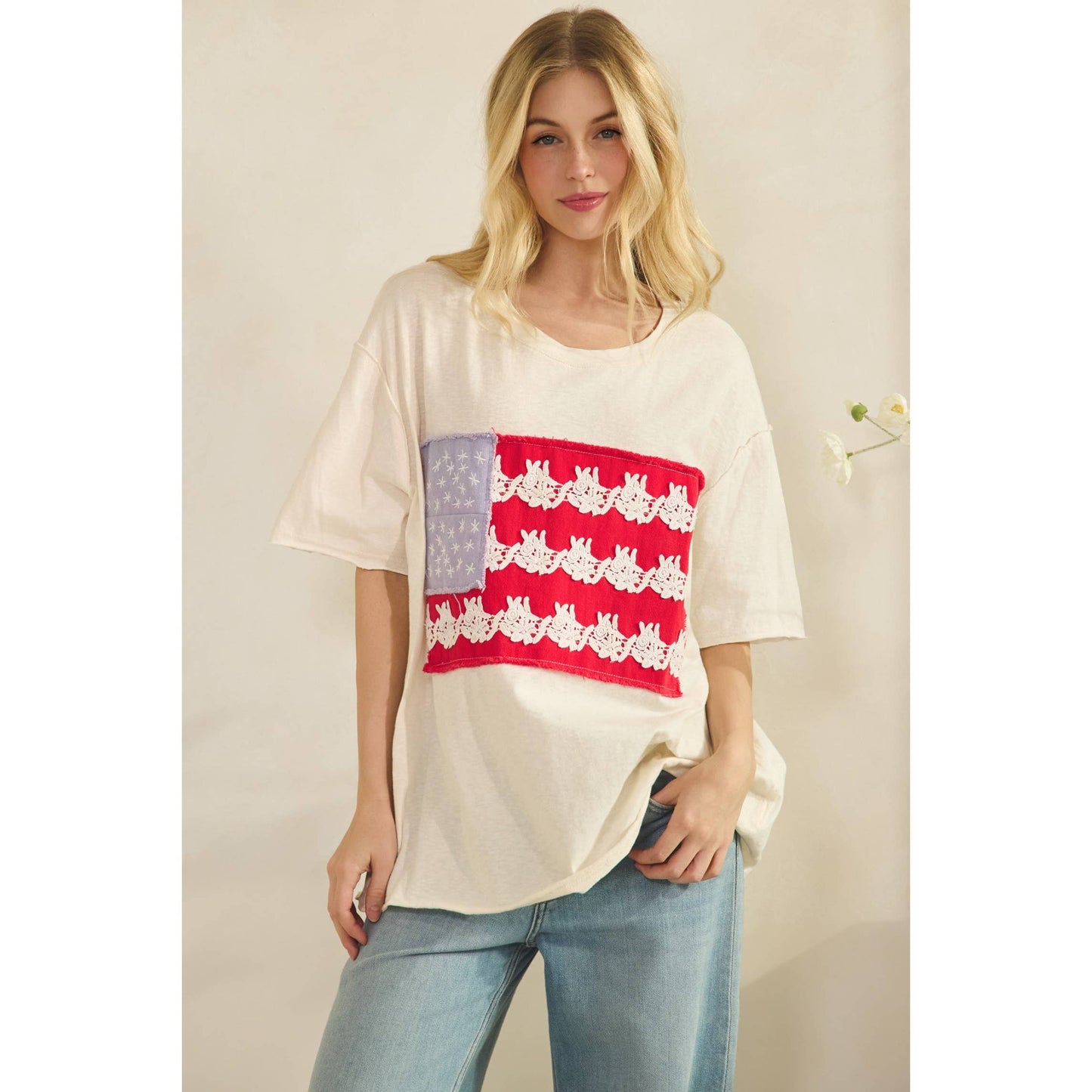 LACE-PATCHED AMERICANA OVERSIZED TEE