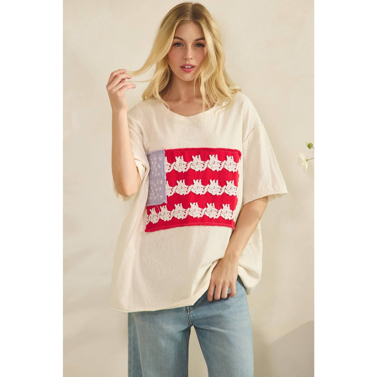 LACE-PATCHED AMERICANA OVERSIZED TEE