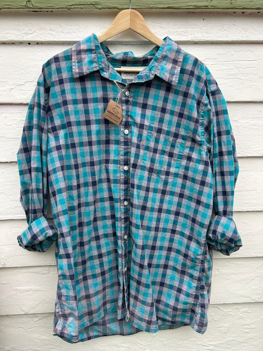 East Coast Coastal Button-Down Size XL