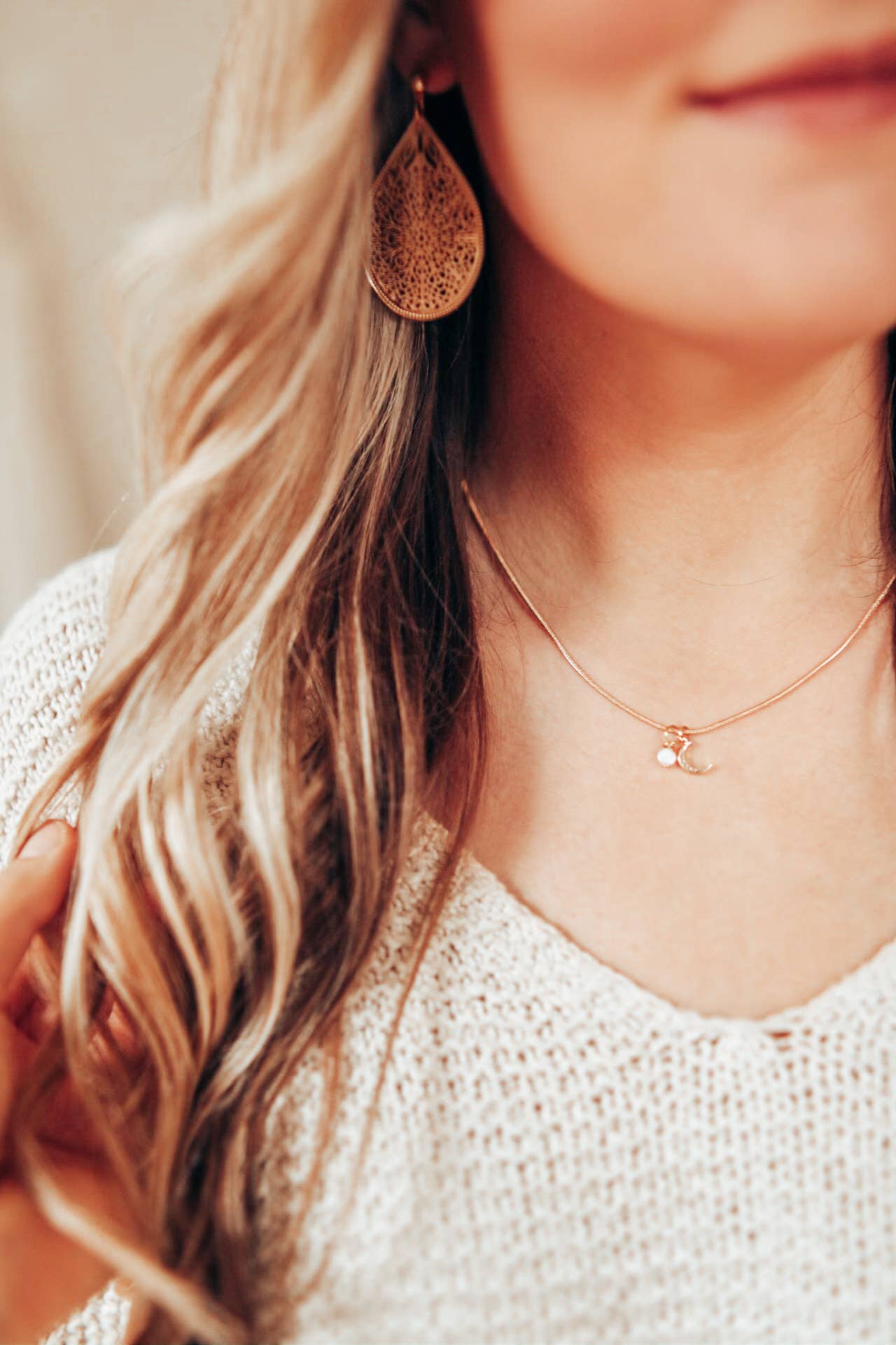 Hepburn Pearl Pendant with Cross Necklace