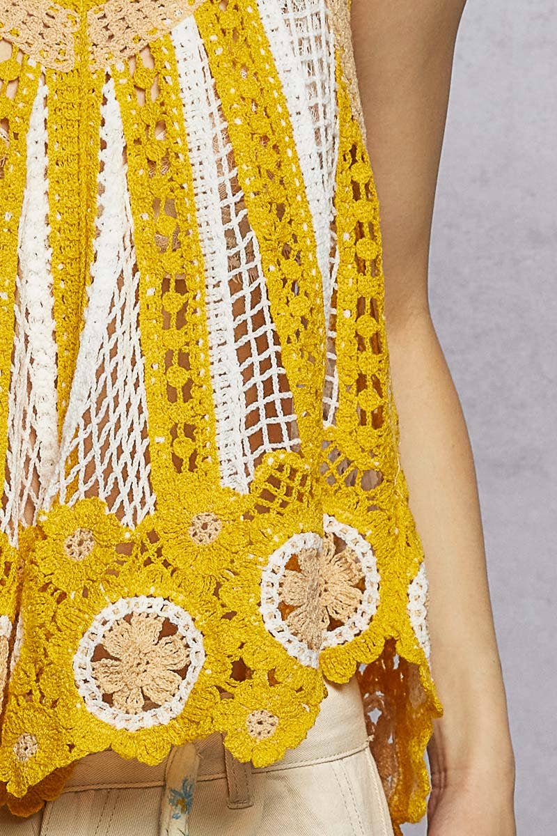 V-Neck Sleeveless Scalloped Edge Stripe Border Crochet Top