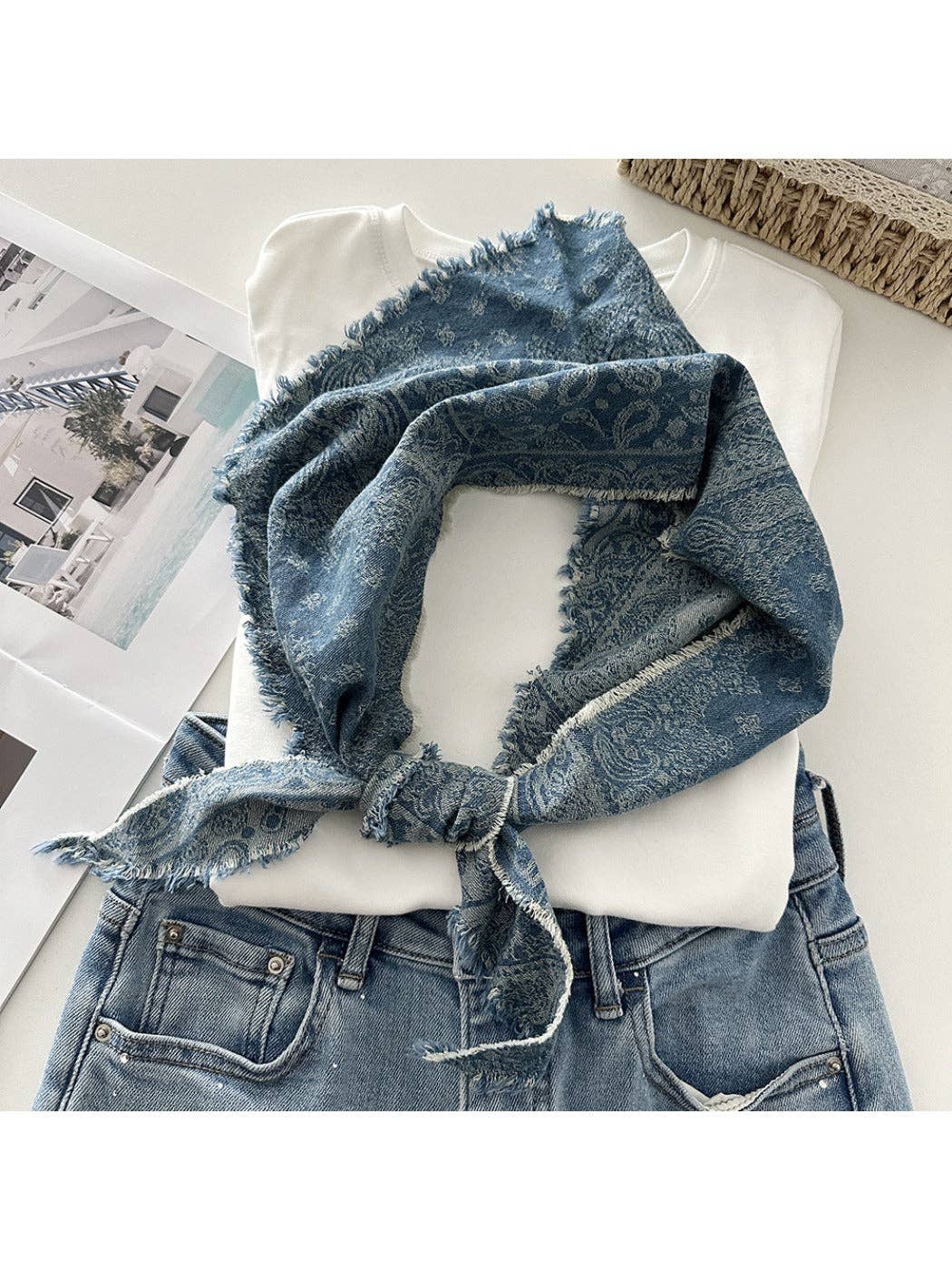 Scarvii - Unisex Vintage Frayed Triangle Scarf